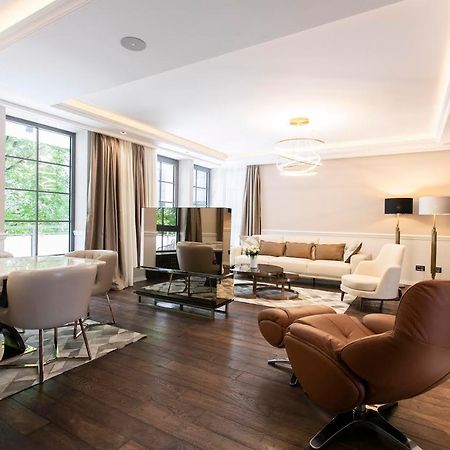 Appartement A True Touch Of Luxury à Belgrade Extérieur photo