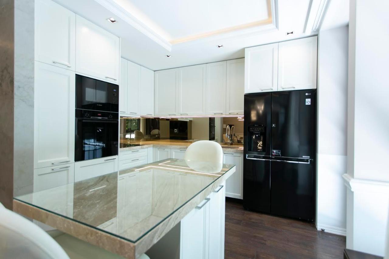 Appartement A True Touch Of Luxury à Belgrade Extérieur photo