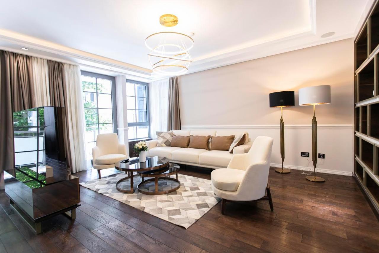 Appartement A True Touch Of Luxury à Belgrade Extérieur photo